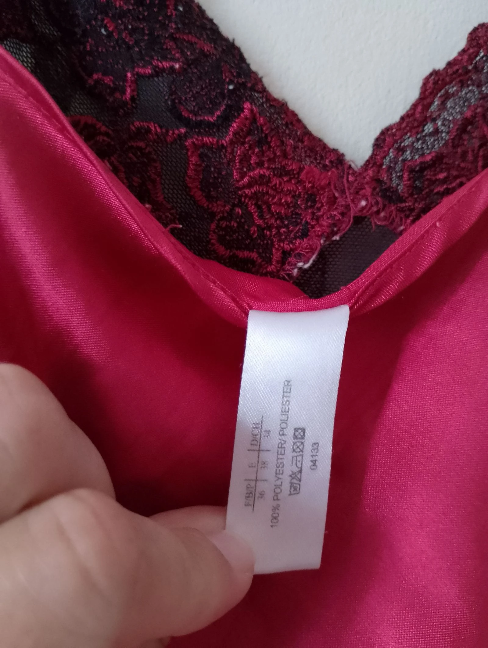 Nuisette de cetim vermelha com renda Feminissime tamanho 36 – photo 14